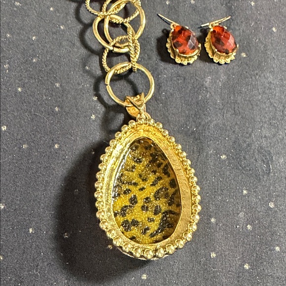 Gold and Brown Gemstone Necklace Set - Picture 6 of 6